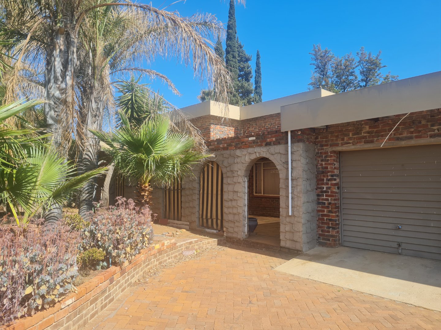 4 Bedroom Property for Sale in Fleurdal Free State